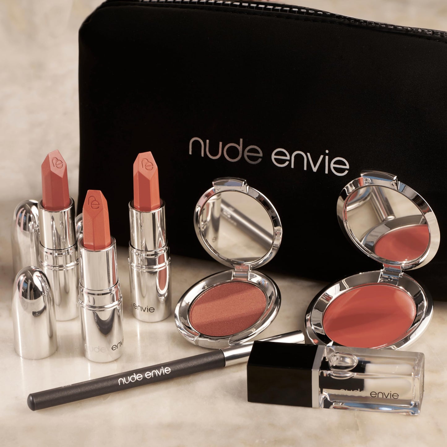 nude envie The Ultimate Love Collection - Lip Liner Spicy, Lipstick Love, Lipstick Joey, Lipstick Believe, Lip Gloss Illuminate, Eye Shadow Dreamy, Cream Blush Passion And 1 FREE Envié De Maquillage